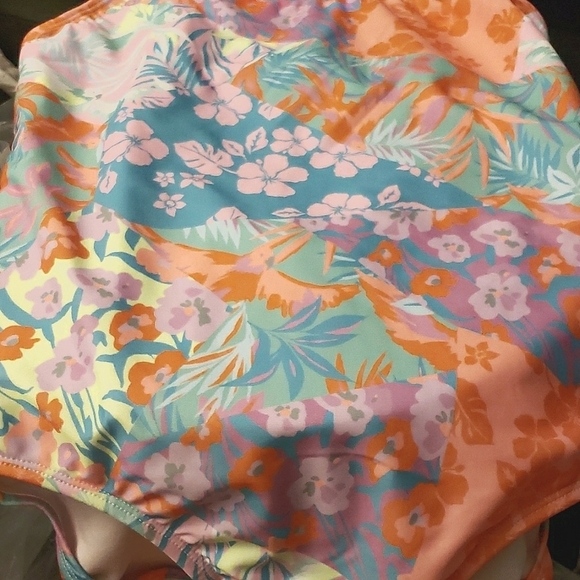 Cat & Jack Floral Print One Piece Swimsuit Size XL(14-16) - Picture 3 of 5